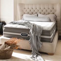 Beautyrest World Class Cresthill Queen 17 Plush Pillow Top Mattress Set for Sale in Dunwoody GA OfferUp