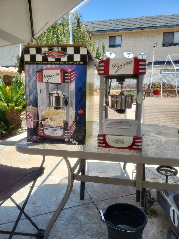 Nostalgia Popcorn Machine