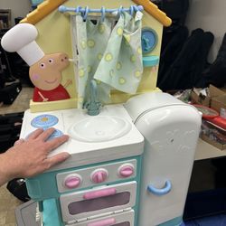 Peppa Pig Play Kitchen