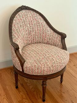 Antique & Unique Chair