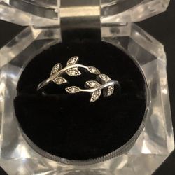 925 Diamond Leaf Ring Expandable 