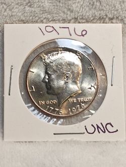 #784 Bicentennial Half Dollar coin