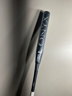 Onyx softball bat