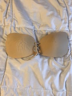 Nude sticky bra