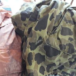 Mens Camo Clothing 