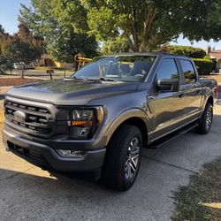 Ford F150 Super crew Cab 5 1/2ft bed