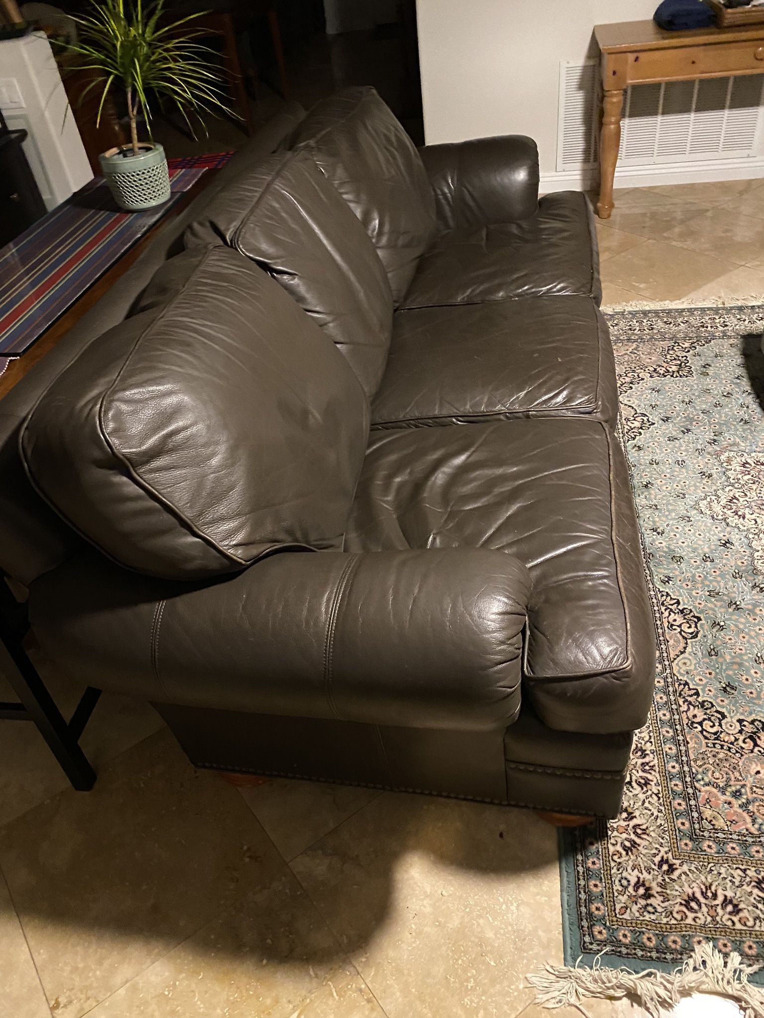 Thomasville Sofa Brown Leather