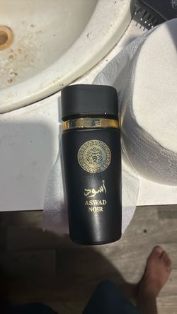 Aswad Noir Fragrance Bottle