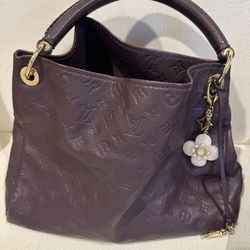 Louis Vuitton Artsy MM Imprente Leather Hobo Bag