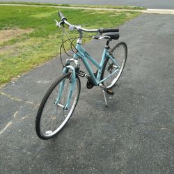 Schwinn 3rd Avenue 21 Speed Bicycle