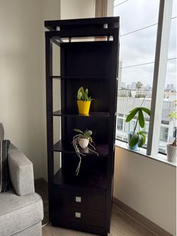 Display shelf w/ drawers