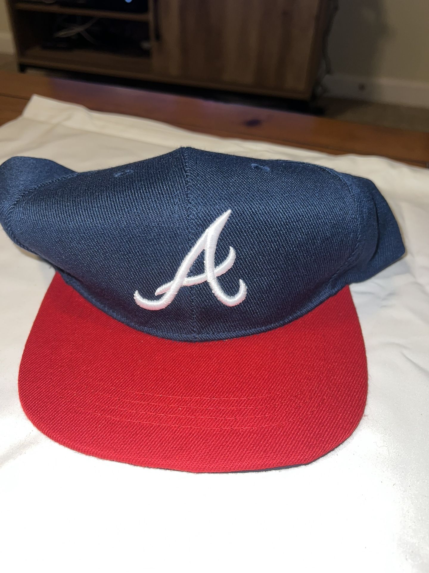 Brand new Atlanta Braves hat 