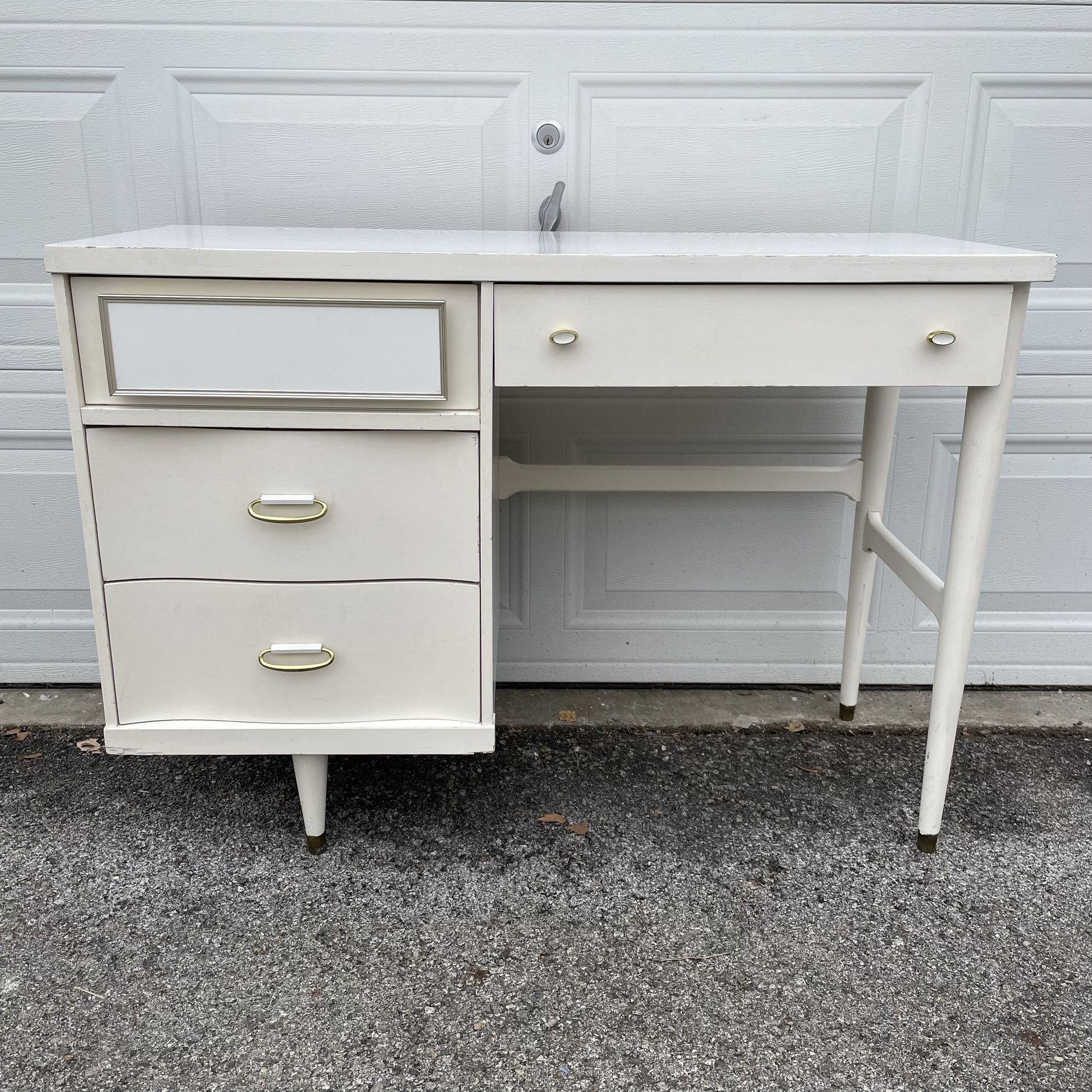 Vintage Mid Century MCM Desk