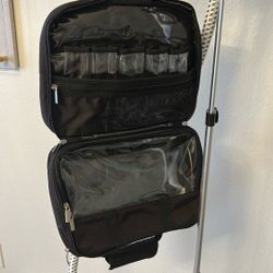 Organizer For Traveling Or Home