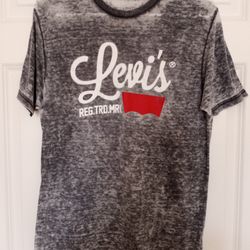 NEW. Men's Small LEVIS Short- Sleeve SHIRT 