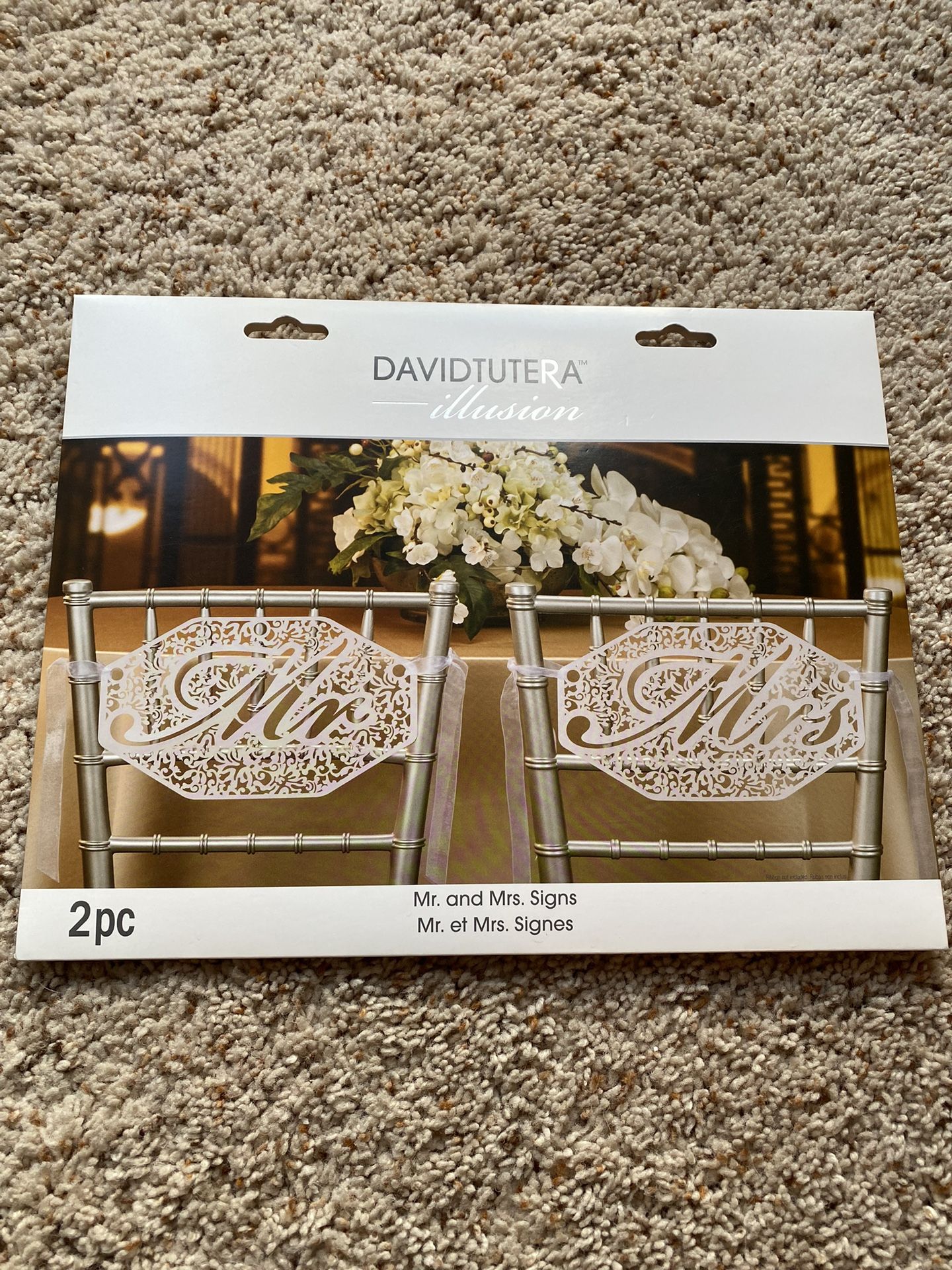 *WEDDING ITEMS* Mr and Mrs. Chair signs