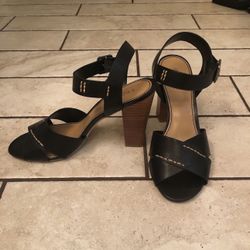 Crown Vintage Bolero Women’s Size 8 Black Heels