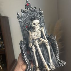 Skeleton Throne Chair 