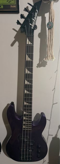 Jackson Minion Bass Purple