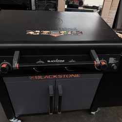 Blackstone 36" Culinary Omnivore Griddle with Prep Table 4 -Burner Liquid propane Flat Top Grill