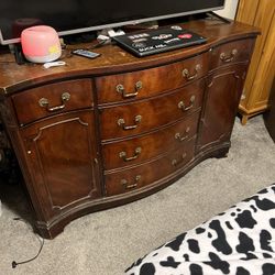 Wood Dresser