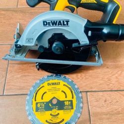 Dewalt Circular Saw
