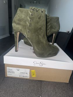 Jessica Simpson Heels