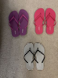 Old Navy Flip Flops