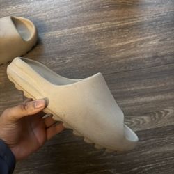 Yeezy Slide Pure