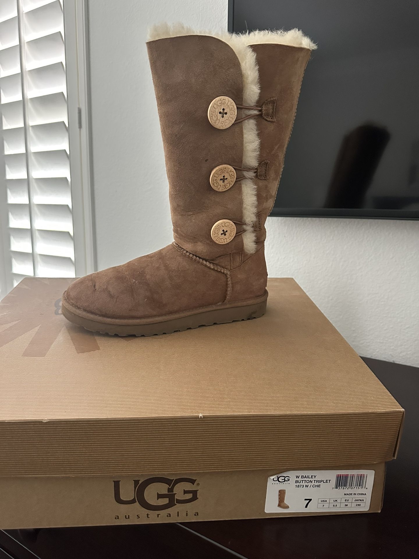 UGG Boot 7