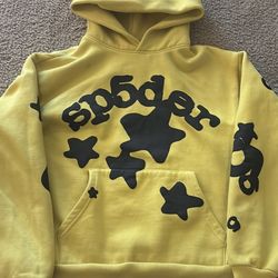 Sp5der Beluga Gold Hoodie. 100% Cotton, Heavyweight, 100% Authentic. $160 OBO.