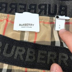 Burberry 2 piece set 