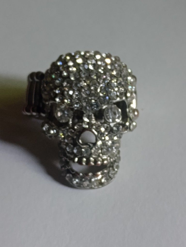 Scull Ring