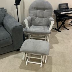 Gray Rocker Chair With Ottoman 