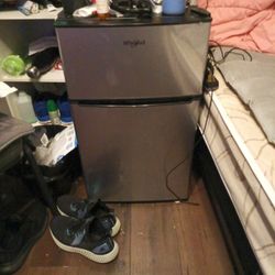 Whirlpool Mini Fridge