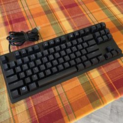 Razer Huntsman v2 TENKEYLESS Keyboard