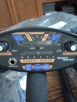 Bounty Hunter. Metal detector