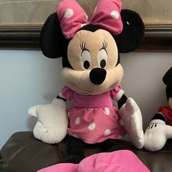 Disney Jumbo size Minnie Mouse