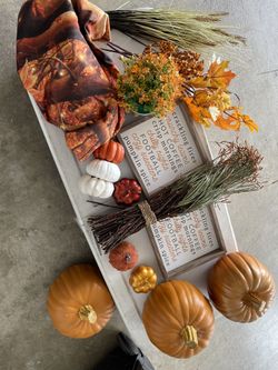 Fall harvest Thanksgiving Season Decor 