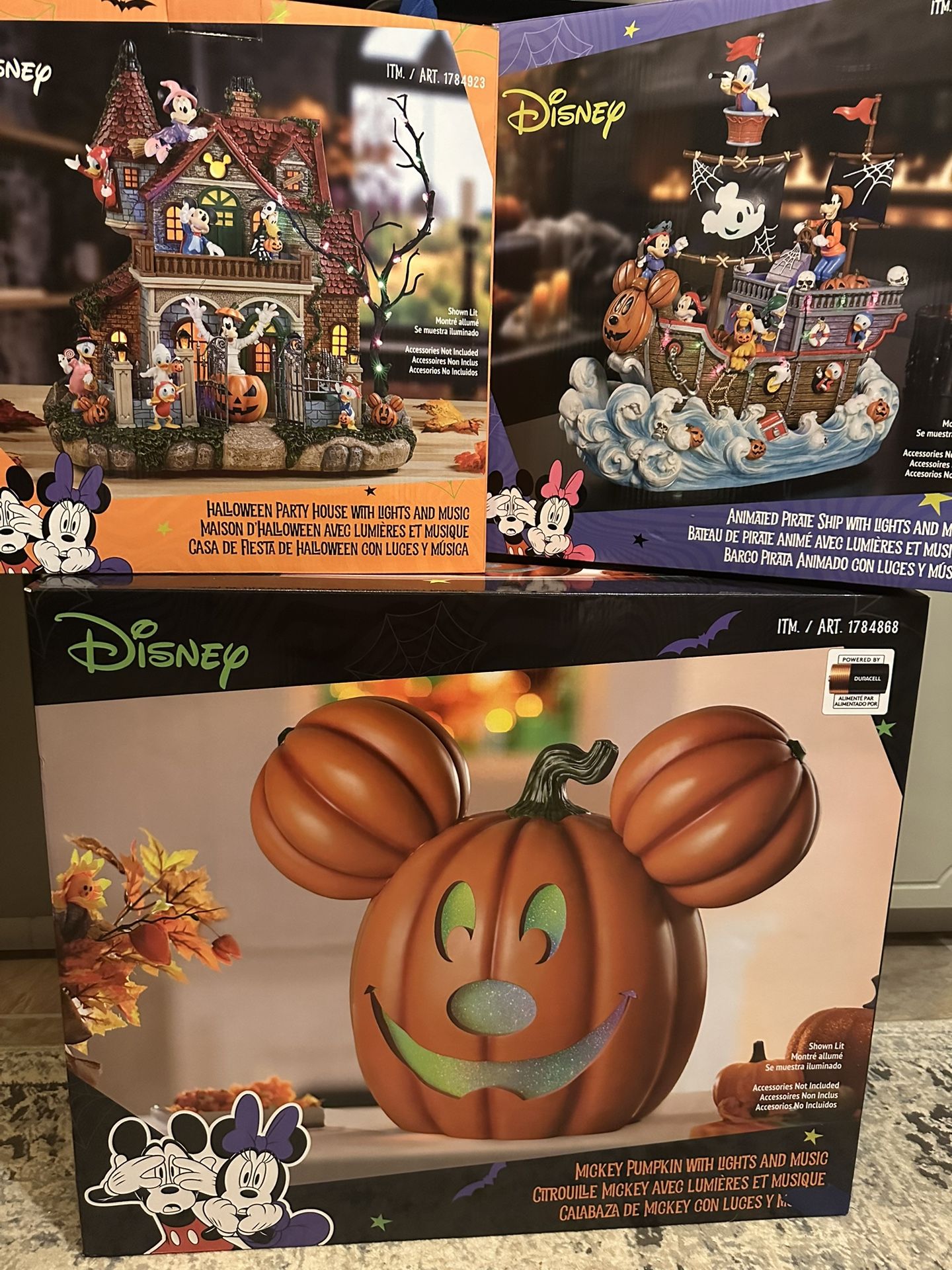 Costco Mickey Pumpkin, Pirate Ship, And Halloween Party House