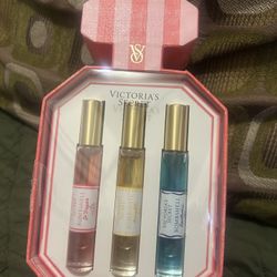 Victoria Secret Bombshell Getaway Trio 