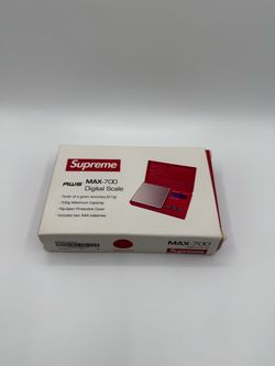 Supreme scale retails 250 on stock X
