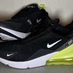 Nike Air Max 270    Men’s Size 11