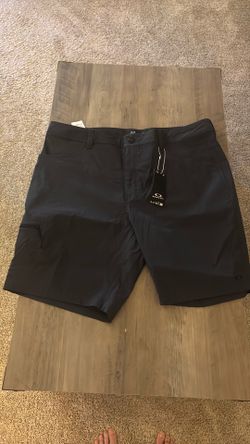 Oakley - Golf Hybrid Shorts - Size 38