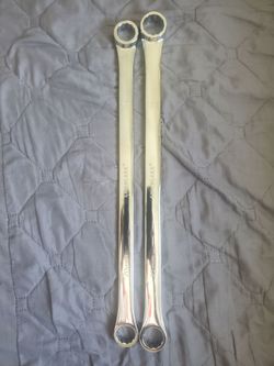 2 Llaves Extra Largas De 20-21-22-24 MM New $29 Firm Price