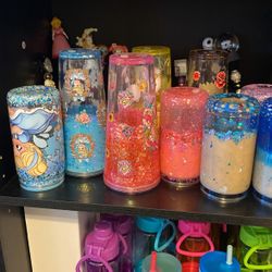 Se Venden Y Se Hasen Vasos Y Plumas A Si Gusto 