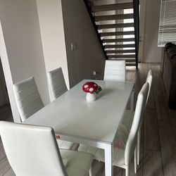 Kitchen Table