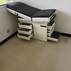 Medical Examining Bed