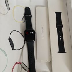 Apple Watch Series 5 44mm Gray Case (GPS) new in condition with box charger booklet extra band