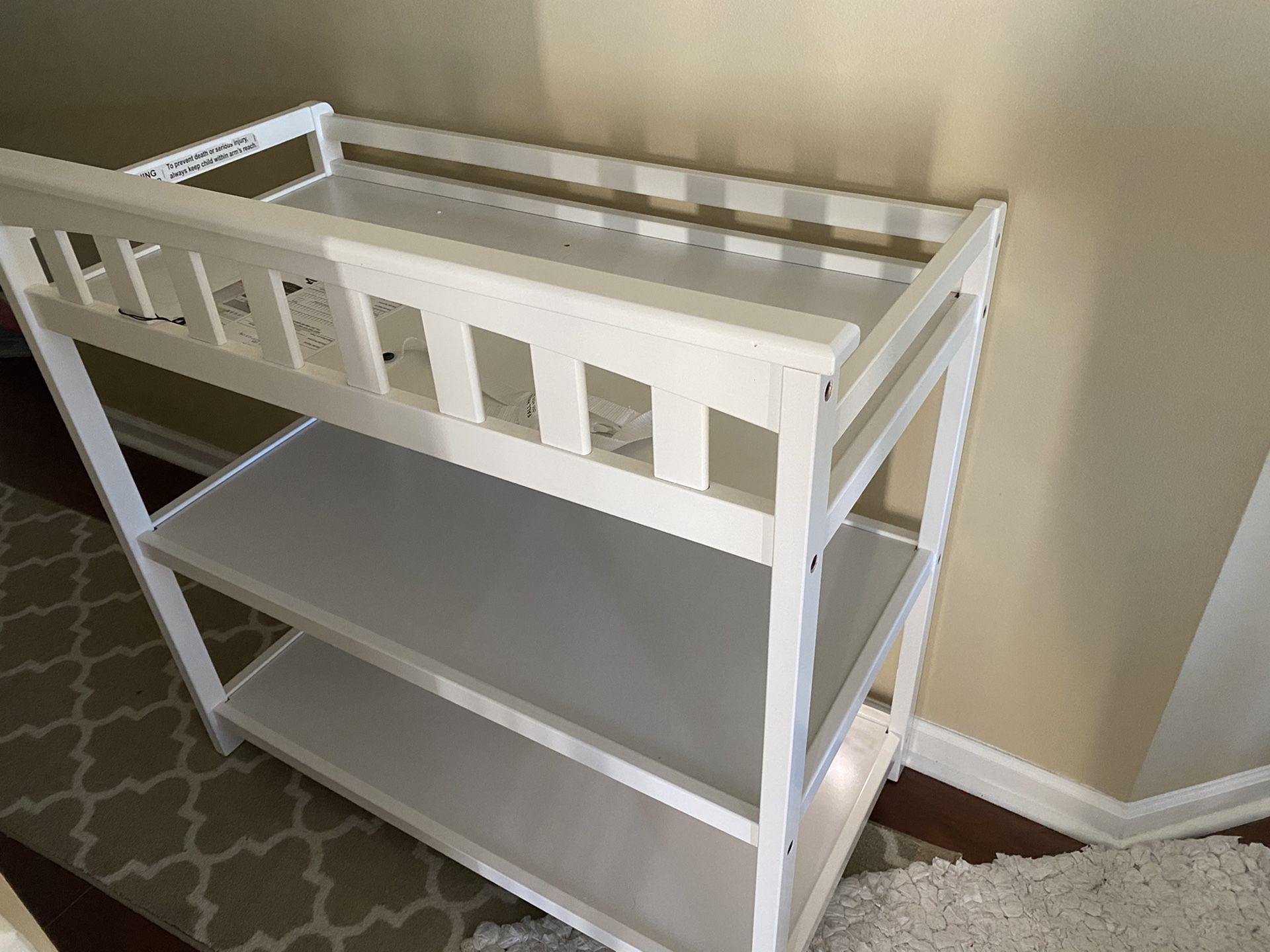 Kid Kraft London white wooden baby changing table- Like new!